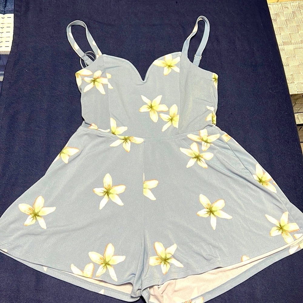 NWOT Aeropostale Romper